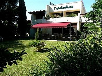 Logis Hotel L'Abricotine Tain-lʼHermitage Εξωτερικό φωτογραφία