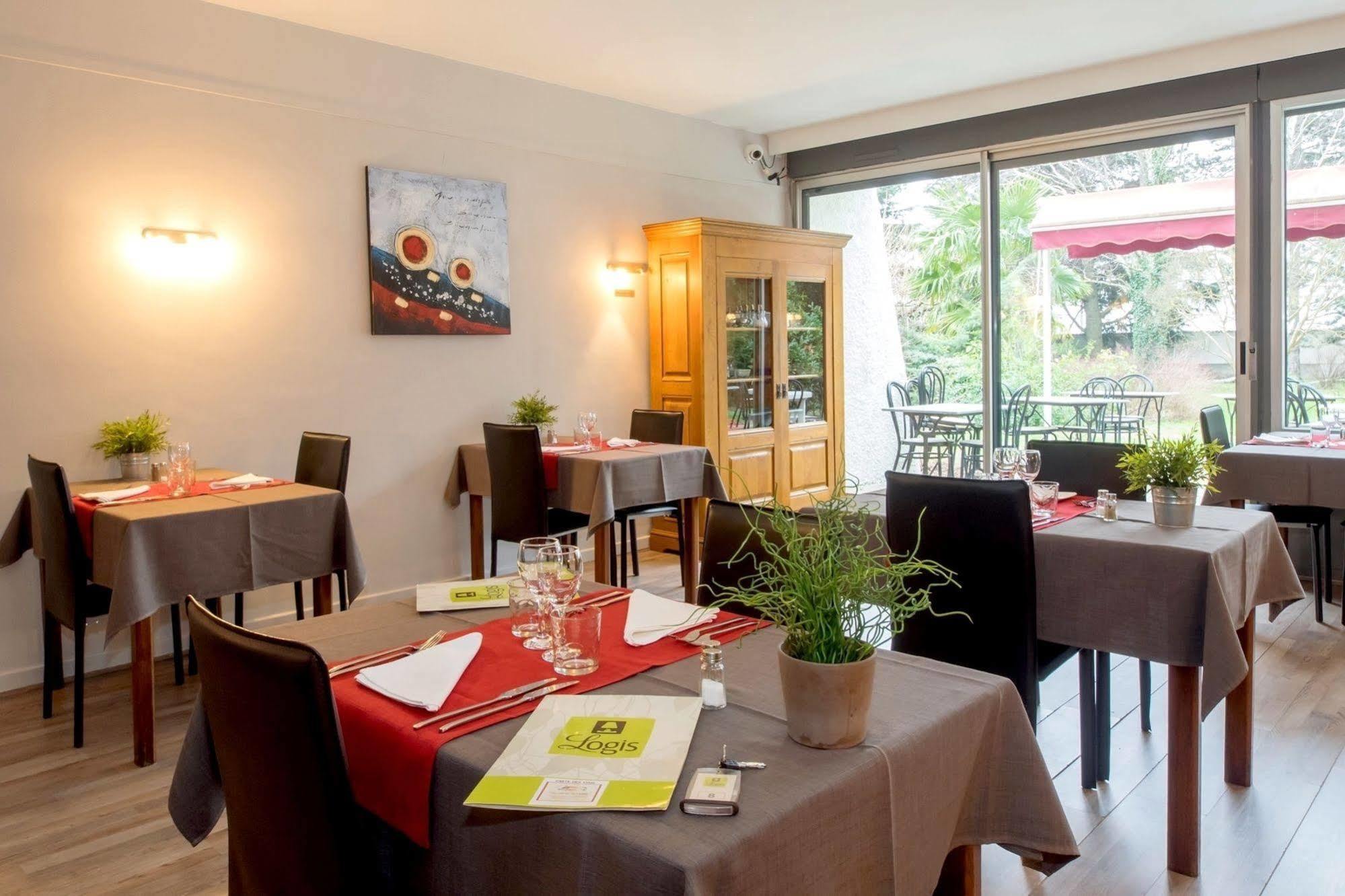 Logis Hotel L'Abricotine Tain-lʼHermitage Εξωτερικό φωτογραφία