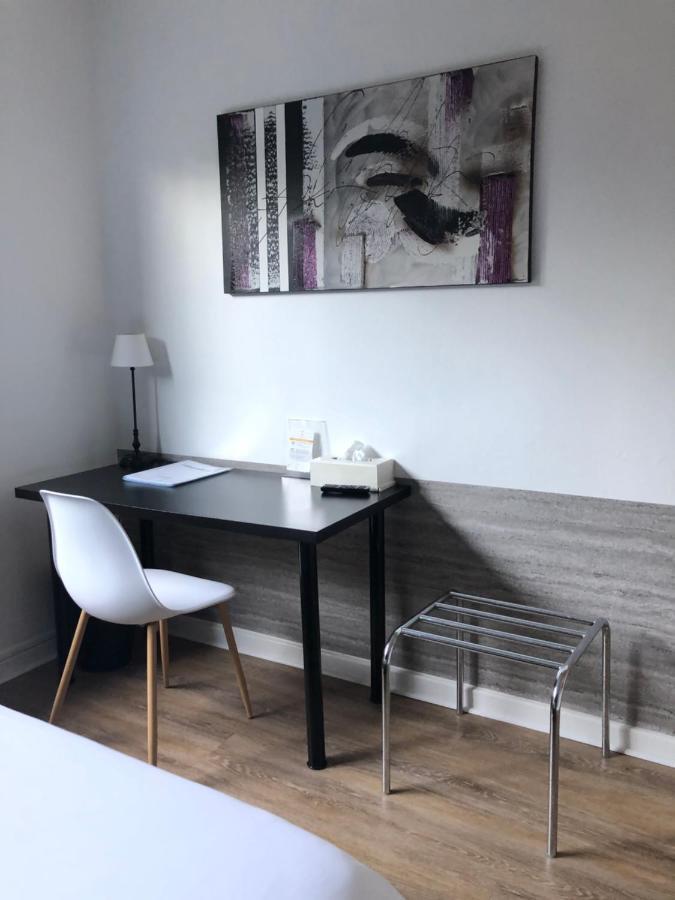 Logis Hotel L'Abricotine Tain-lʼHermitage Εξωτερικό φωτογραφία
